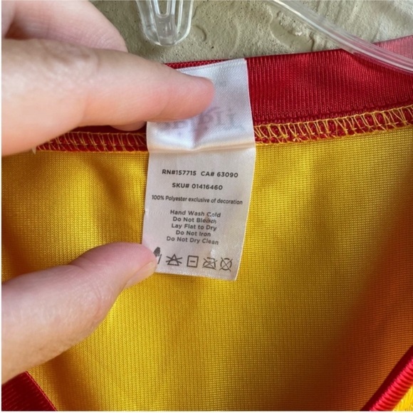 Dodgeball Average Joe's Dodgeball
Underdog Halloween Costume XL - Picture 5 of 14